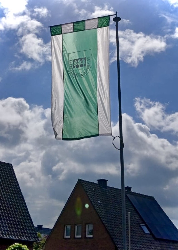 Fahne aufhängen in Borghorst 